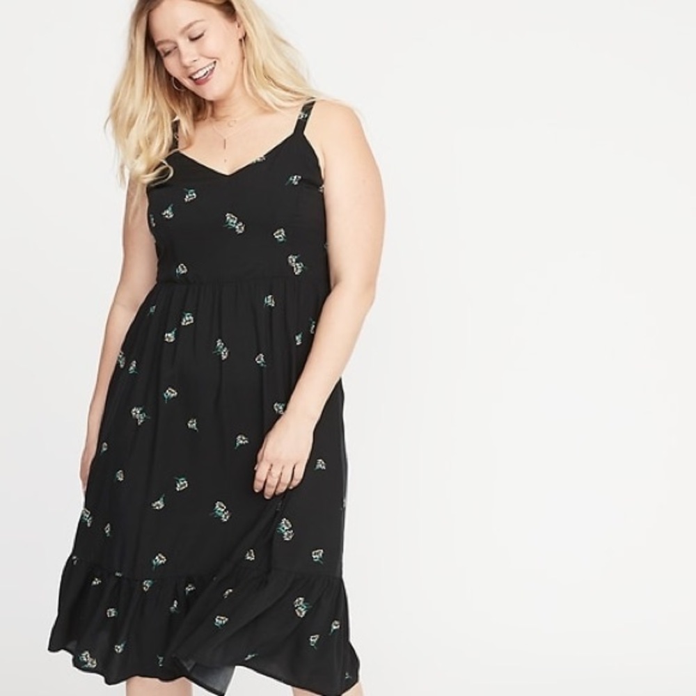 Old Navy Black Daisy Midi Dress